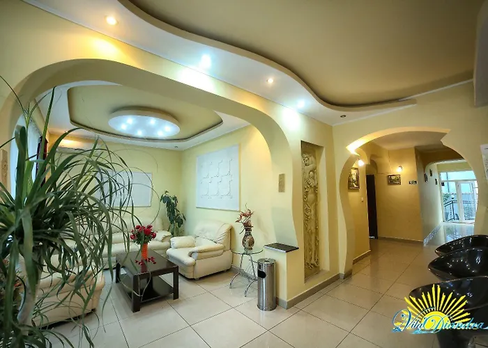 迪安德拉酒店 酒店 艾福雷诺德